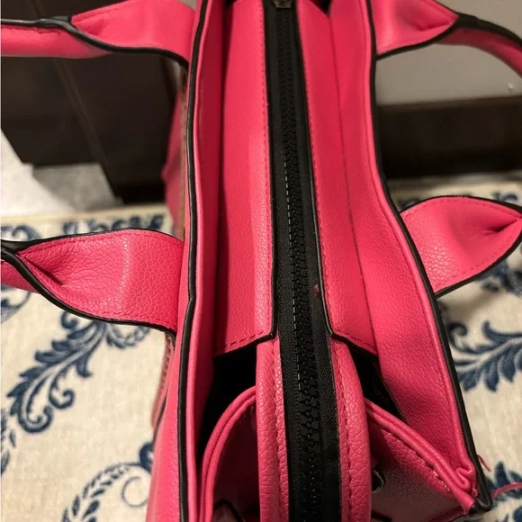 Wrangler Hot Pink Tote Bag - Picture 5 of 8